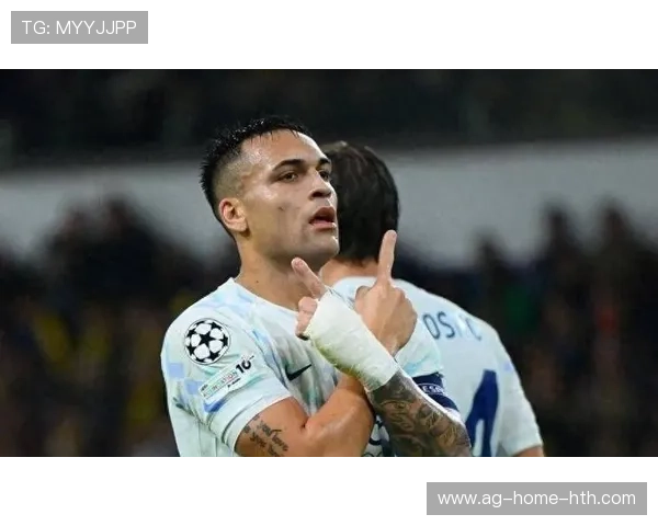 劳塔罗禁区边缘一扣一射动作流畅